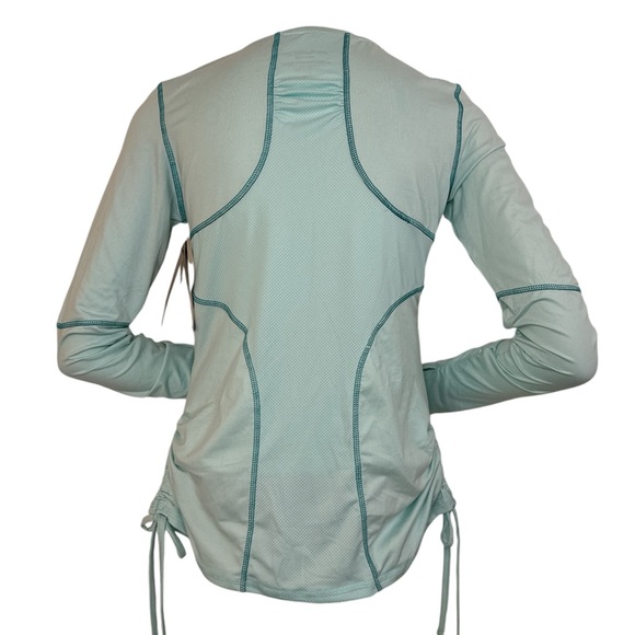 Athletic top - Picture 2 of 9